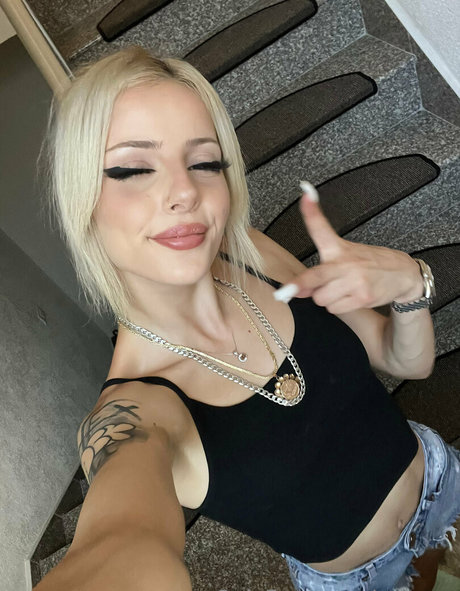 aryasm star nudes pic