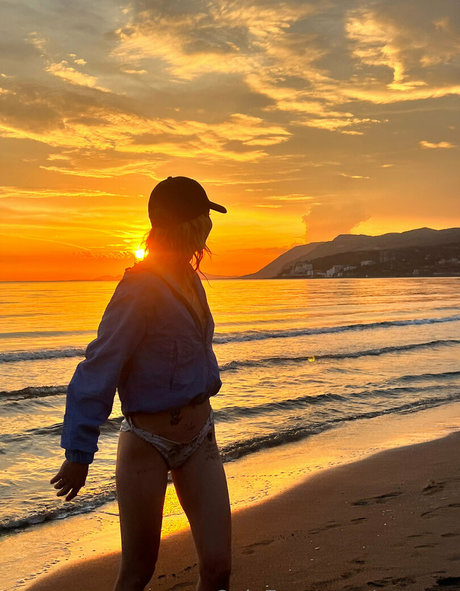 aryasm pornstar adult photos