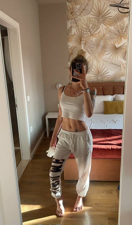 aryasm pornstar adult archive