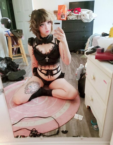 dahliaparisi model erotic pictures