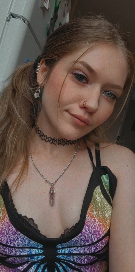 Abblesx model nude pic