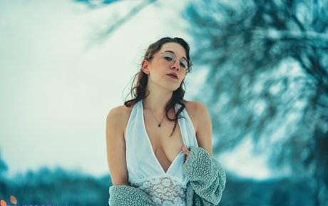 chlobodyyy perfect star image