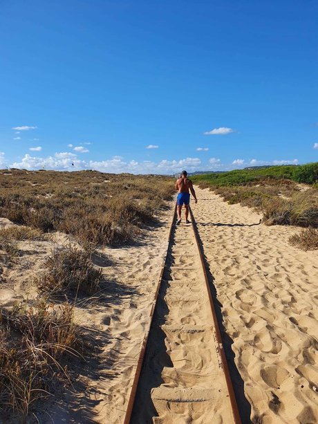 Muscle Boy naked actress pictures