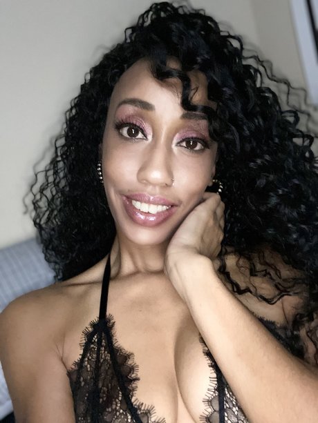 munecabellaxxx perfect actress photo