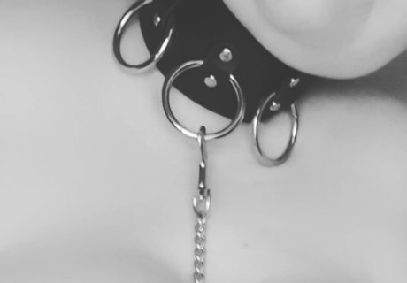 Muhku Nainen exclusive model img