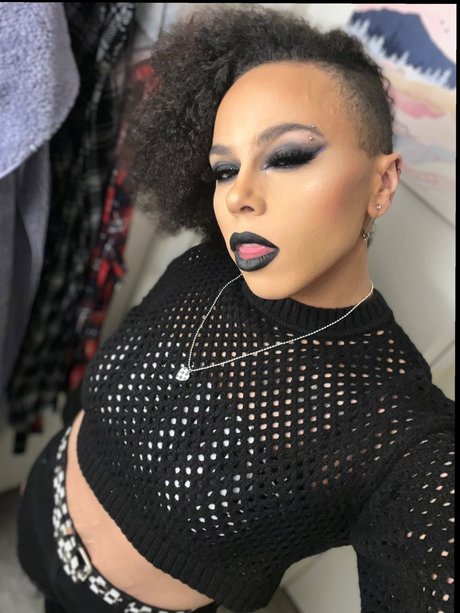 Felicia Grayson star pornographic galleries