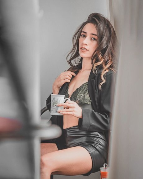 Eva Lujan model best archive