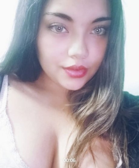 Estefanii high quality model gallery