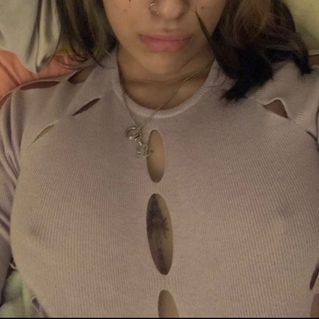 LUVS TRAMP STAMP_ exclusive actress images