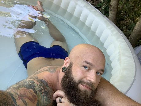 My Hustle 4 Muscle Free art star photo