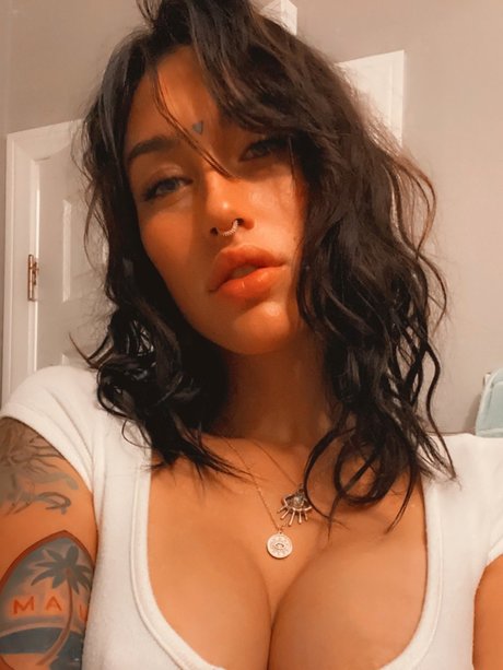 Gaia Fox star high quality img