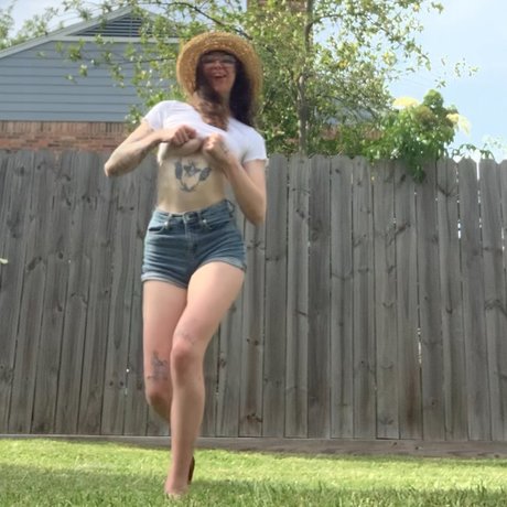 grace belmont hot actress images