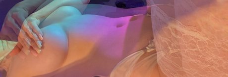 Emily Hill hd model photos