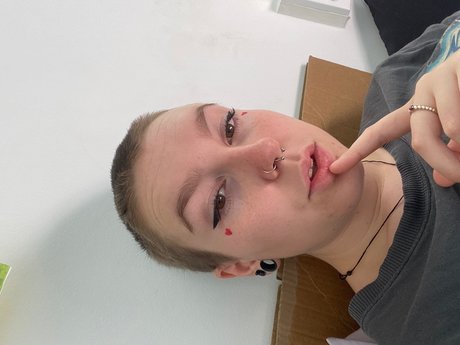 MyaNZ nudes model images