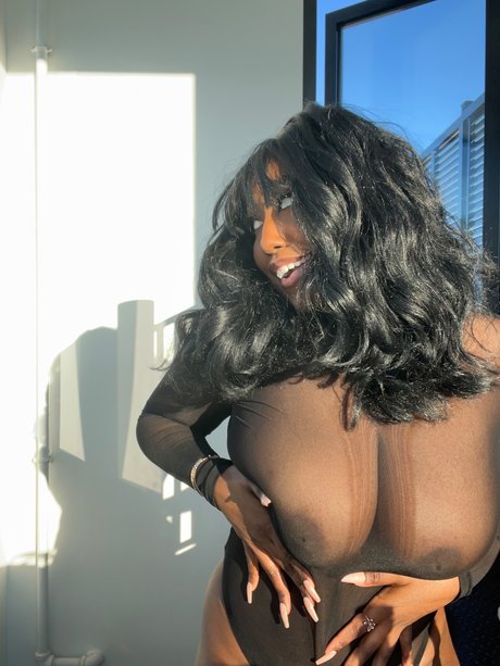 Teasing Goddess model hd pictures