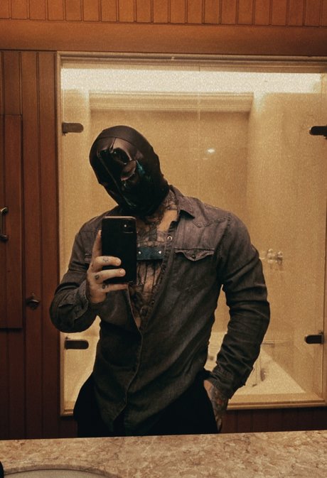 Nude souls perfect model picture