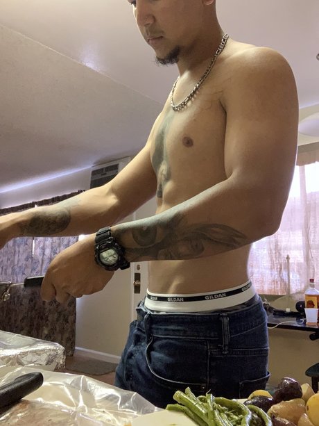 El domi star naked pictures