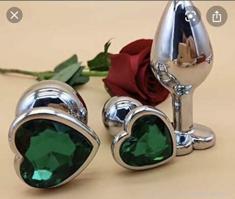 Miss Wright pornstar hd images