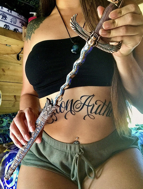 Desert Ivy star nude archive