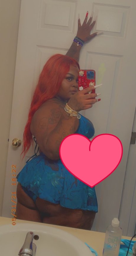 Chunkyy nude star photo