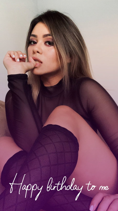 Celia Henn model nude picture