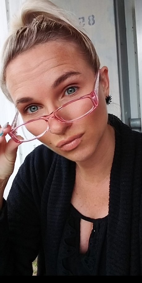 Mama Dukes pornstar nude galleries