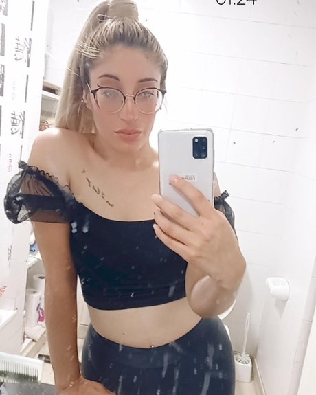 Nanii_ star art gallery