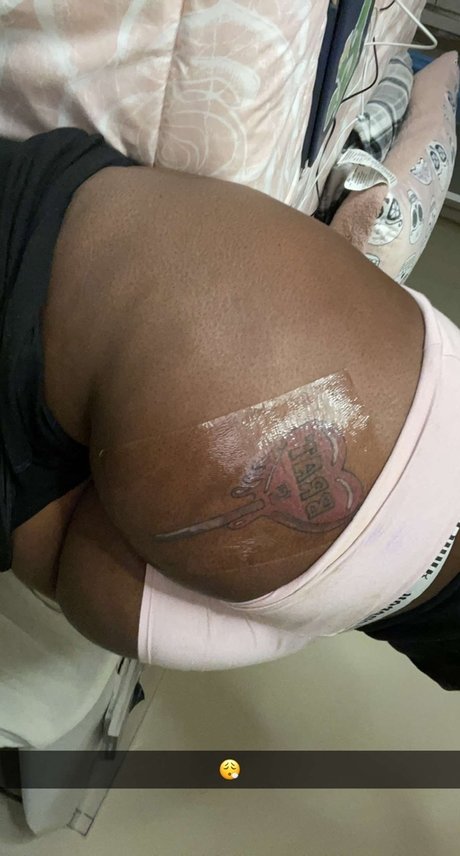 Cocoasmurff_ art star pictures