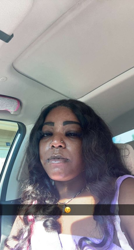 Cocoasmurff_ model perfect photo