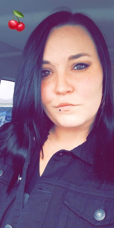 Loveless Cherry nice actress pics