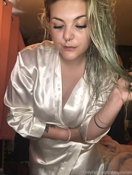 Daisy Jones FREE PAGE_ pornstar nice galleries