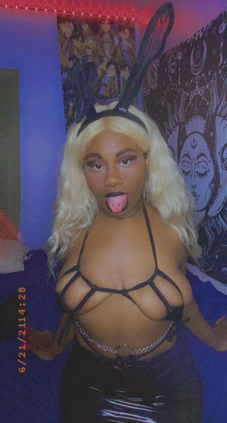 Dalla_ nude pornstar archive