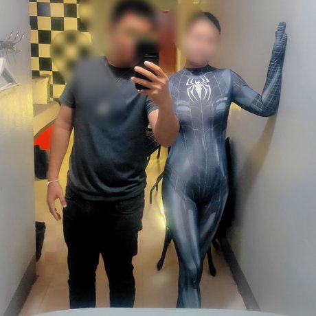 CnxNylon model xxx pictures