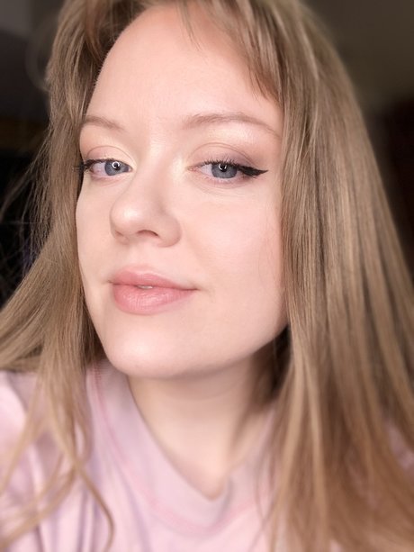 Dahli naked actress images