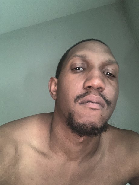 Donovan Riser top pornstar pics