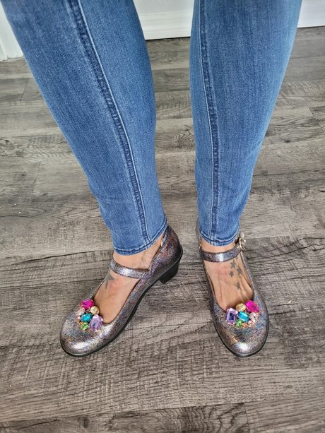 Natalie E Rose art star archive