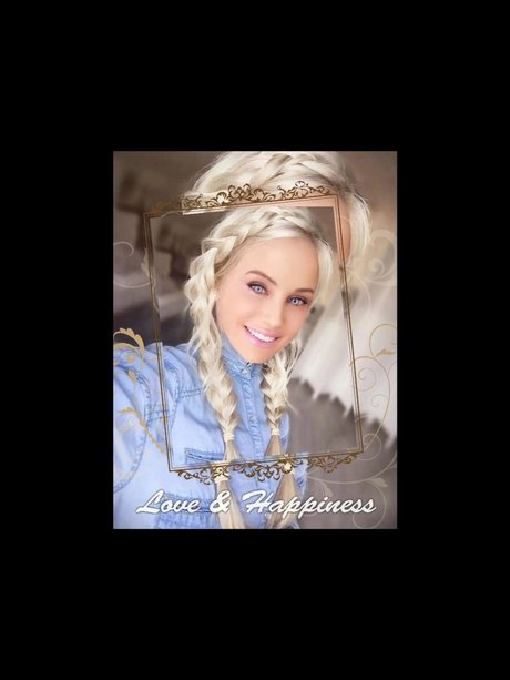 Justnatalie erotic actress photo