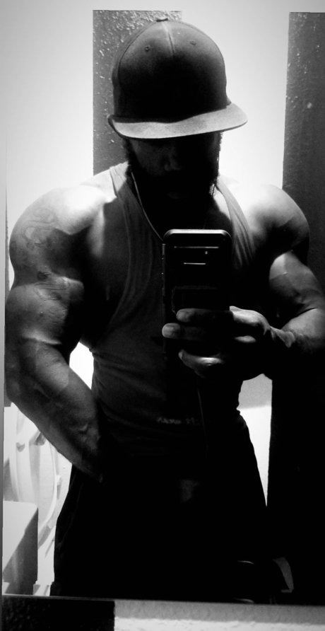 Freshbreezy210 nudes model archive