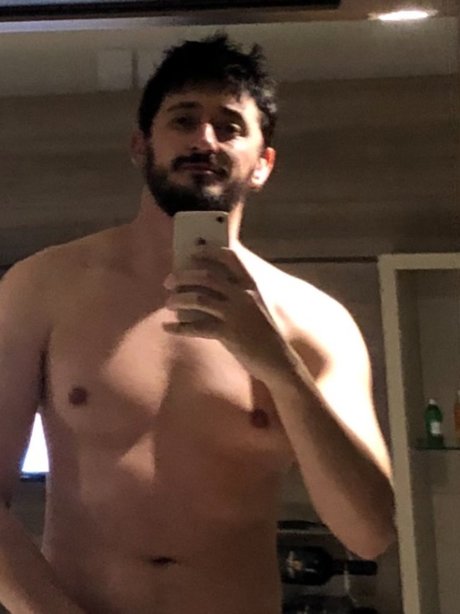 Cristian Andersen star nude picture