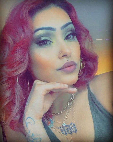 Kitty Babyee free actress pics