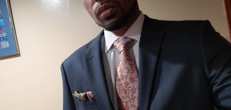 X GUTTA X free model pic