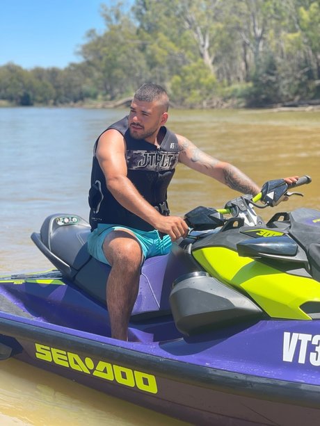 Amir mo free actress pictures