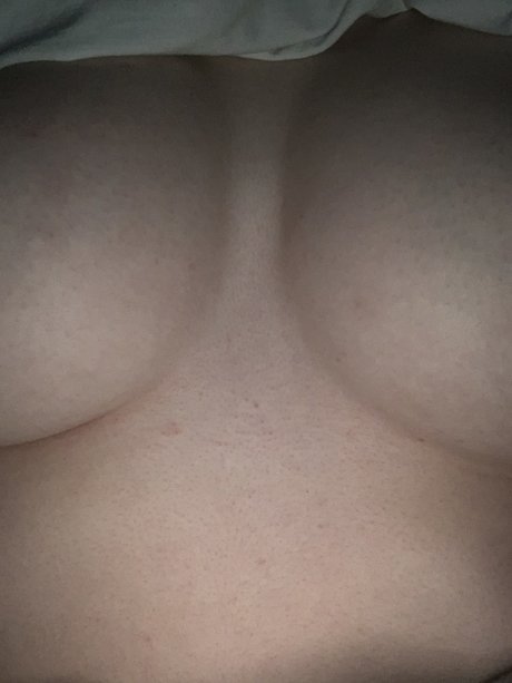 Naughty miley pornstar galleries