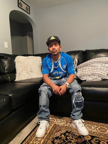 hot Latino exclusive star image