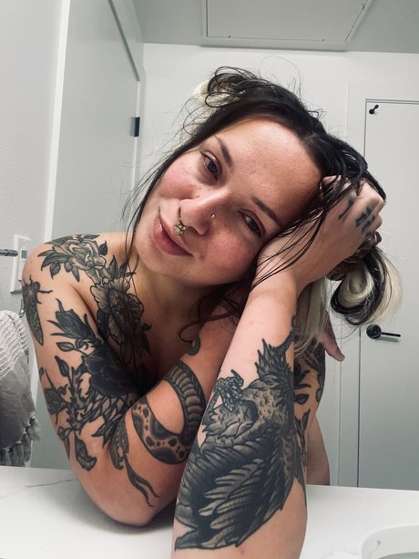 Cruella Debauchery hot star archive