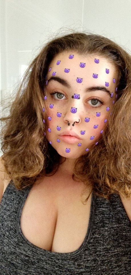 Chonky Goddess_ star best pictures