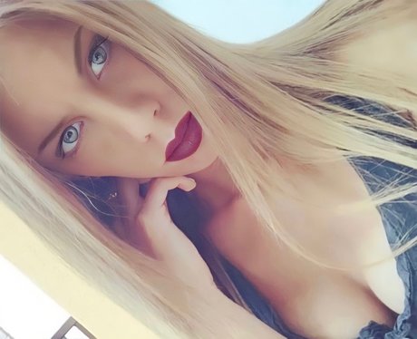 AniGi sexy pornstar pictures