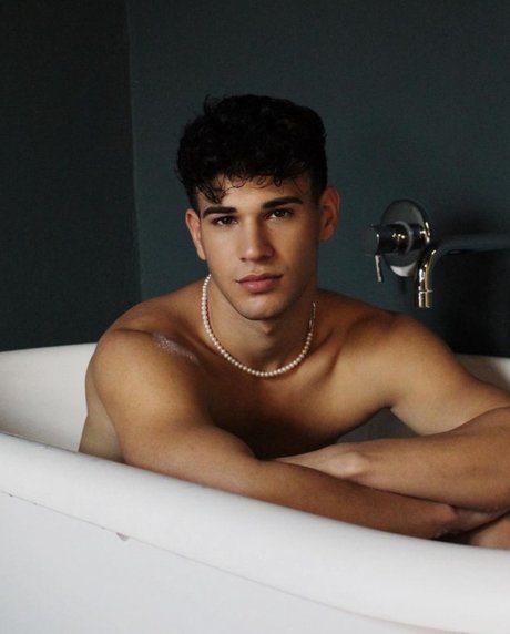 Angell nude model gallery