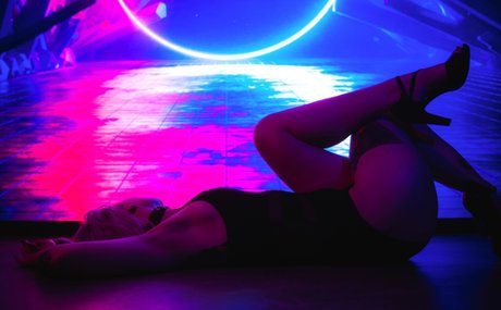 Nerdy Witch pornstar sexy image