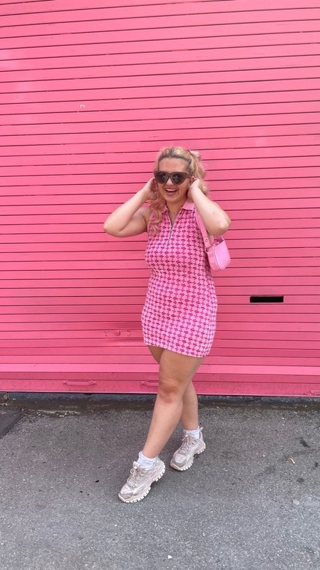 Nelly belly pornstar exclusive photo